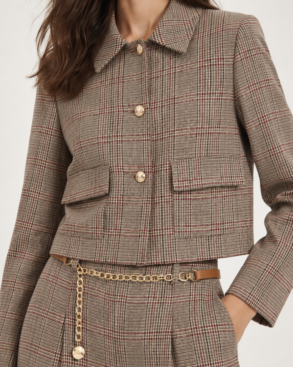 Conjunto Sastre de Cuadros con Blazer Corta y Pantalón
